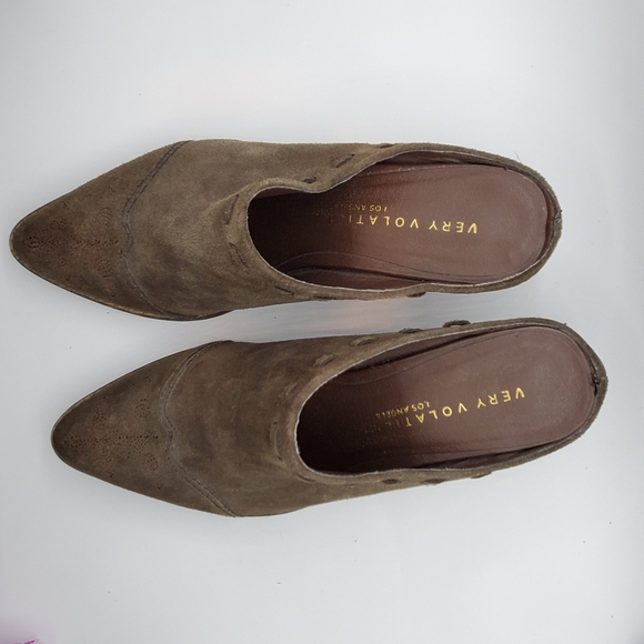 VERY VOLATILE Mules -Western Style Slip-ons - Picture 7 of 14